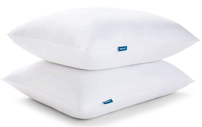 A set of two Bedsure pillows.