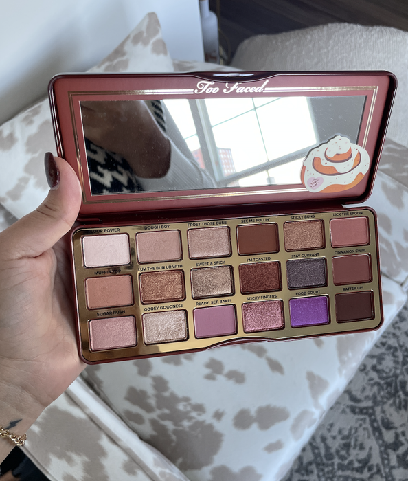 the cinnamon swirl palette