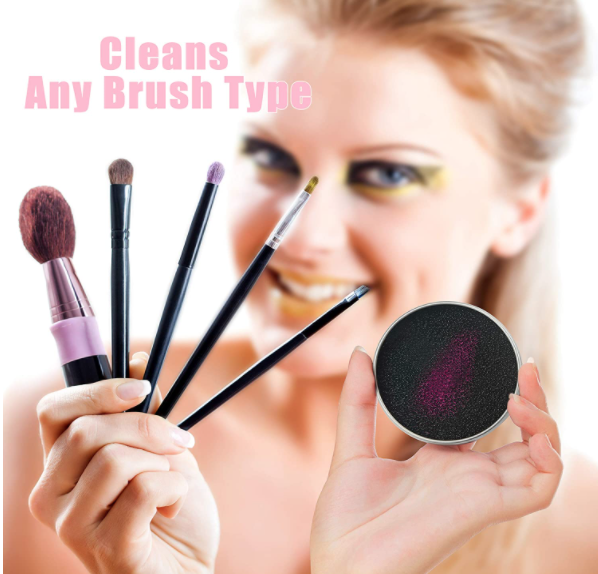 model showcasing a cleaning tin and a set of brushes