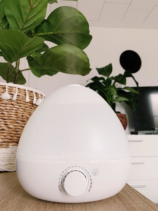 A reviewer's white Fridababy diffuser