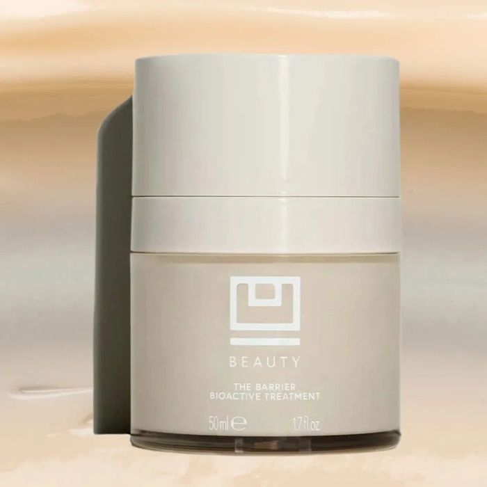 Bottle of the bioactive treatment cream