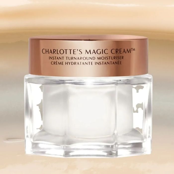 Jar of the moisturizer