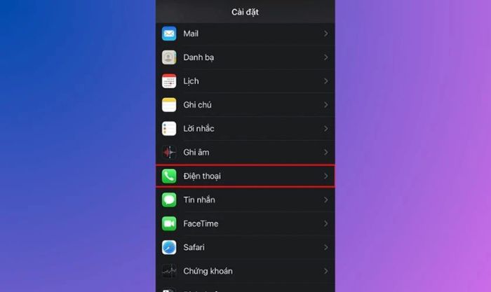 Vào mục Cài đặt trên iPhone của bạn, sau đó chọn vào mục Điện thoại