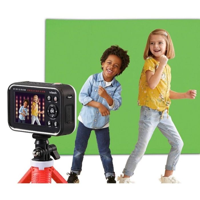 Kids capturing fun moments using the KidiZoom creator cam.
