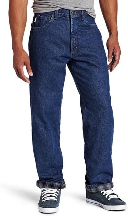 A model wearing blue flannel-lined jeans.