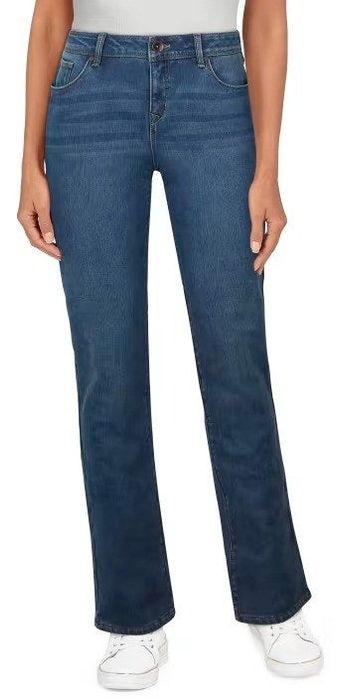 A model wearing medium-wash fleece-lined jeans