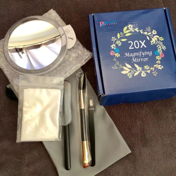 Reviewer photo of the mirror with additional accessories