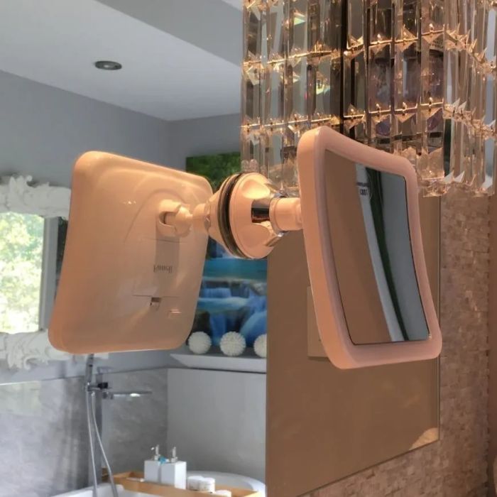 Reviewer image of mirror