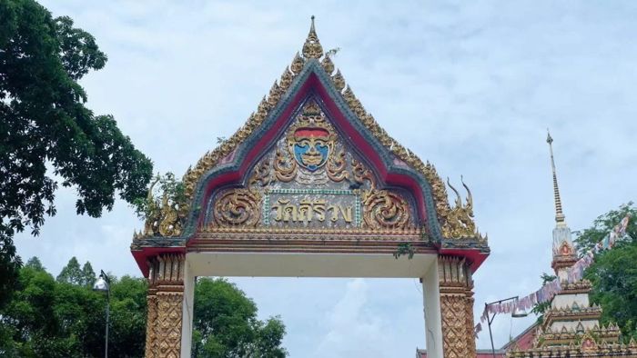 หลวงพ่อสำเร็จจากวัดคีรีวง ยังคงเป็นตำนานลูกแก้วลานสกา ที่ถูกบอกเล่าต่อกันมาจากรุ่นสู่รุ่น