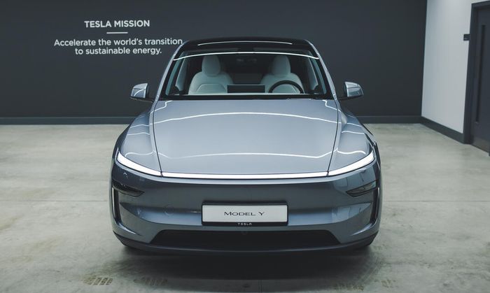 Tesla-Model-Y-1-1737992479-2078-1738059591.jpg