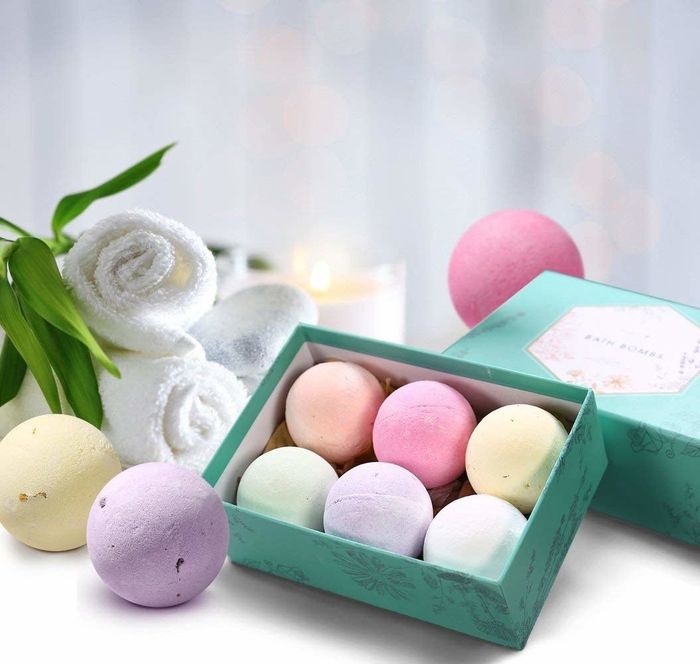 the bath bomb box