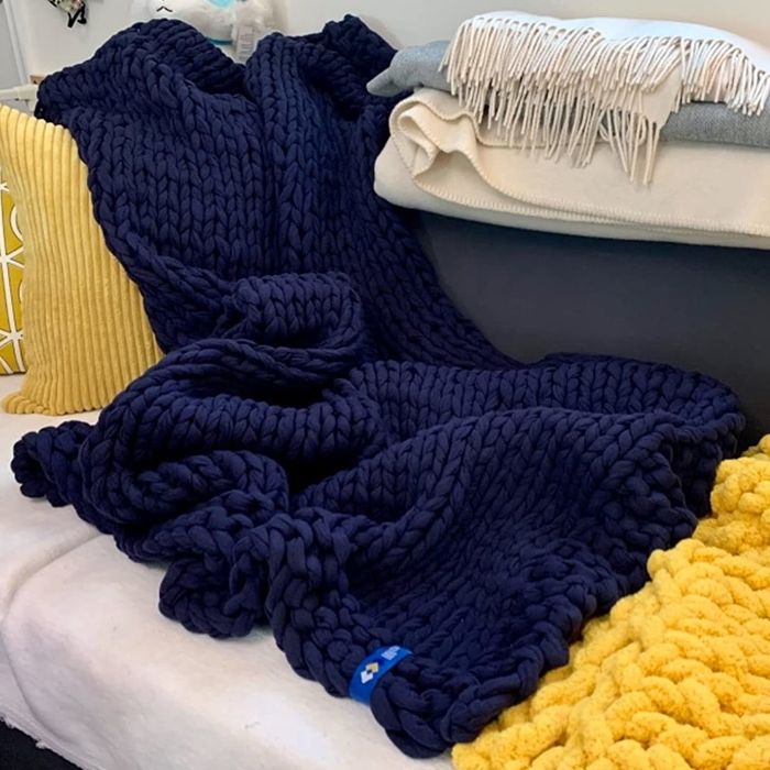 Image of blue blanket from a reviewer