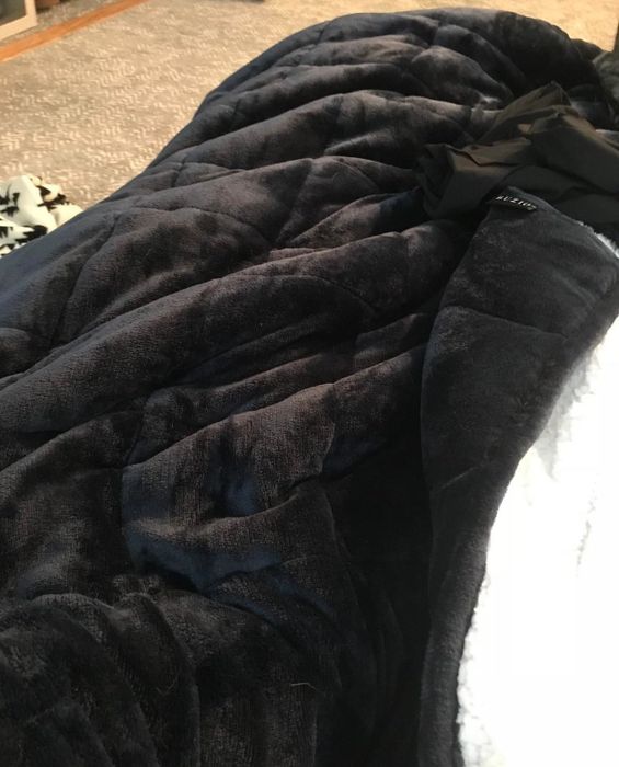 Image of Sherpa blanket from a reviewer