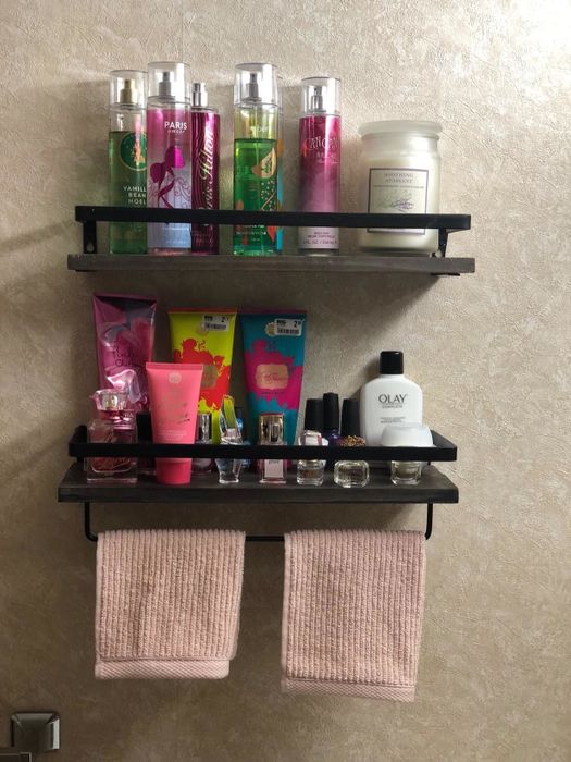 Reviewer photo of the shelf, featuring an integrated towel rack