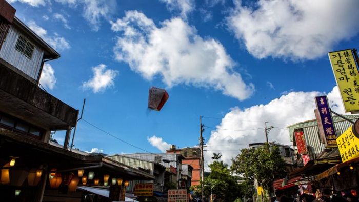 Shifen Old Village is home to the world’s largest Pingxi Sky Lantern Festival.