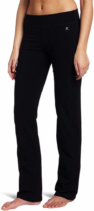 model showcasing the black pants