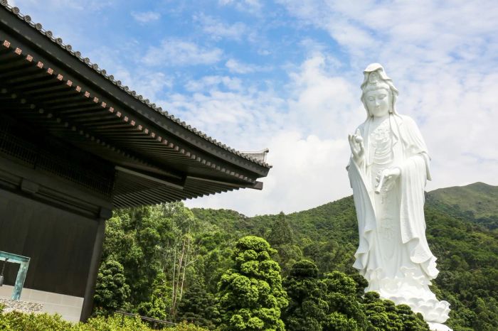 วัดซีซาน (Tsz Shan Monastery)