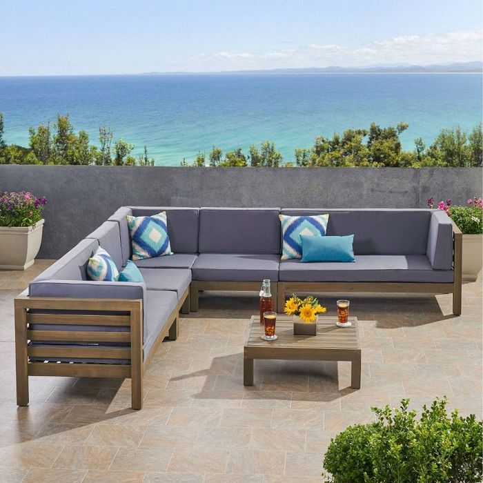 The patio furniture.
