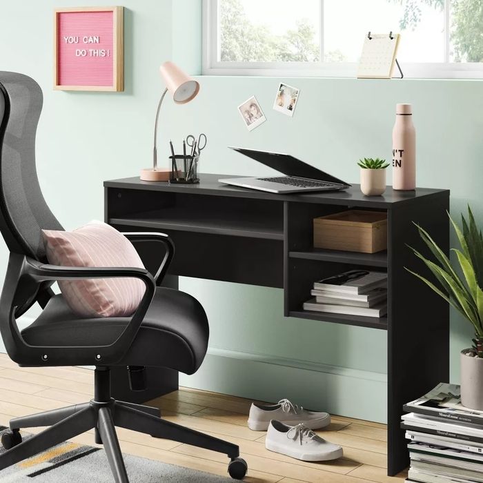 Photo submitted by the reviewer showcasing the chair