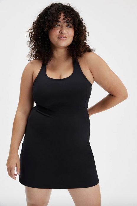 A model wearing the dress