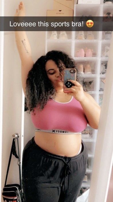 Mytour Shopping editor rocking the pink sports bra.