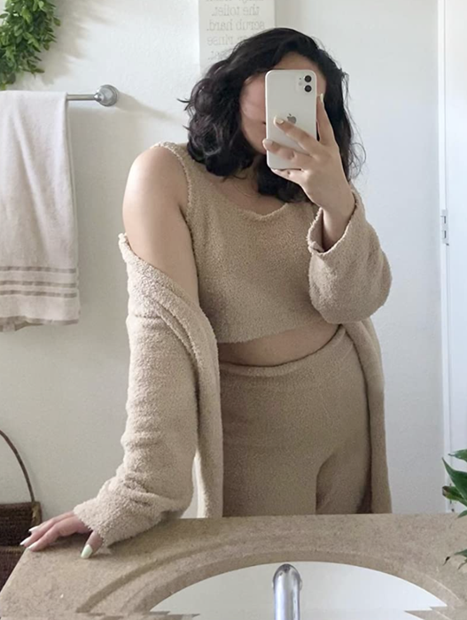 A customer review image of them sporting the set in camel.