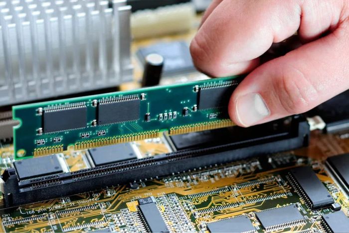Nâng cấp và mở rộng RAM cho máy tính của bạn