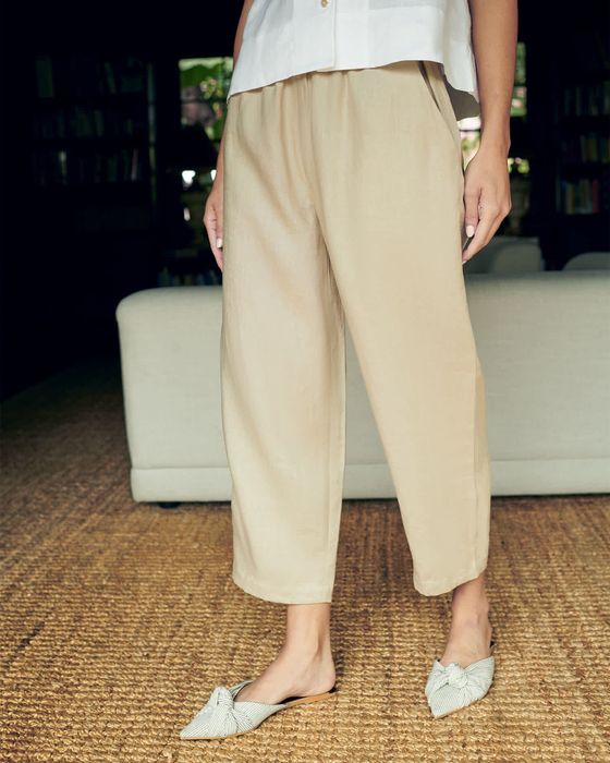 The linen pants in a khaki shade