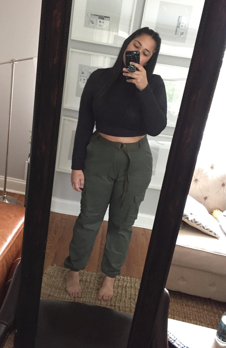 Reviewer mirror selfie in olive green cargo pants