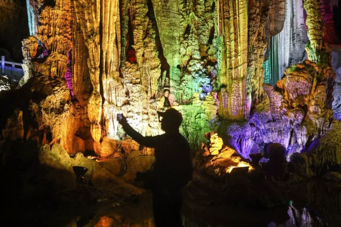 การท่องเที่ยวในถ้ำเงิน (Silver Cave) เมืองกุ้ยหลิน คือการเดินทางสู่สิ่งมหัศจรรย์ที่ไม่เหมือนที่ใดในโลก