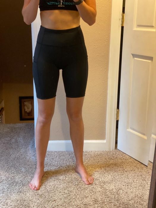 Another reviewer showing off the black version of these versatile bike shorts.