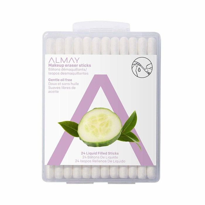 The pack of cotton swabs.