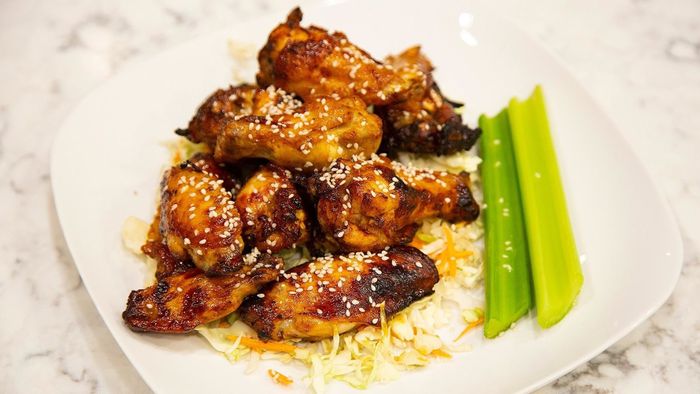 A reviewer's crispy wings