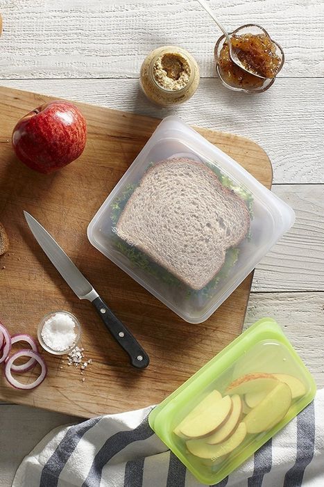 A sandwich stored in the silicone bag