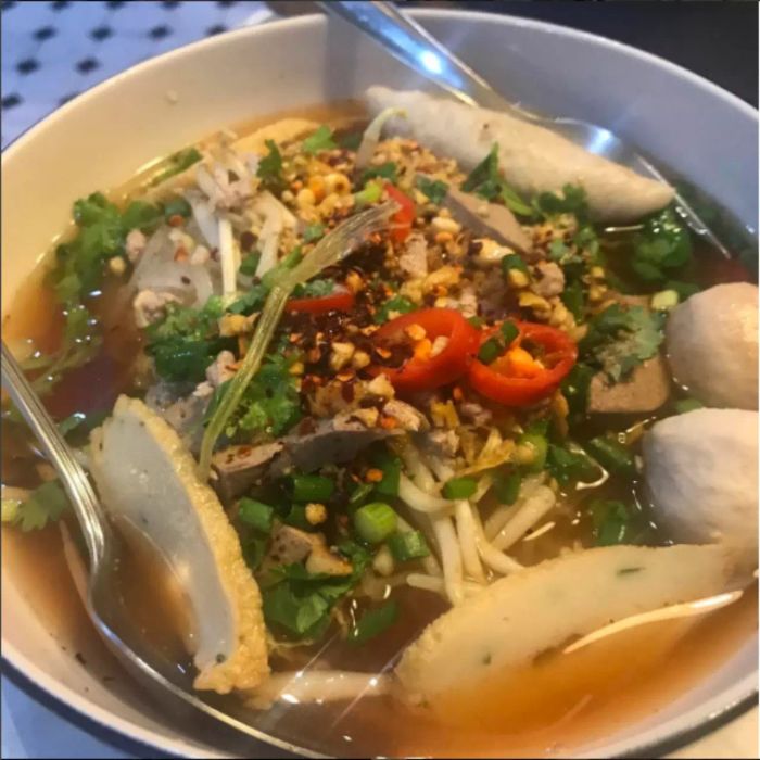 ครอบครัวแฮปปี้! ส่องช่วงเวลาผ่อนคลายของ ‘แม่นัท’ ที่ใช้เวลาชิลๆ กับน้องฟ้าโปรดและพ่ออั้ม