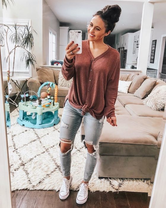Another reviewer rocking the button-down shirt with jeans