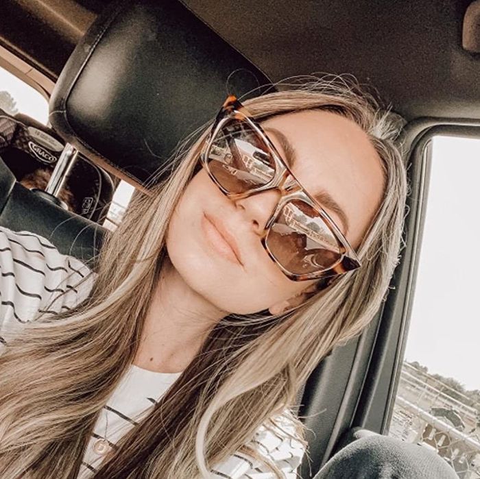 Another reviewer sporting the tortoise-shell sunglasses