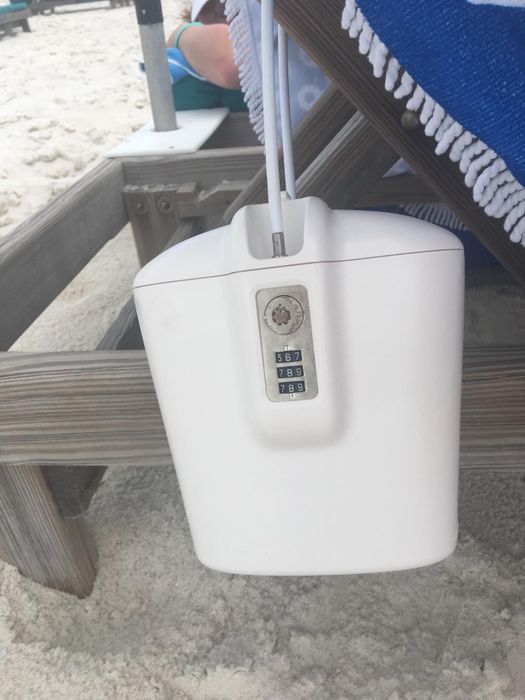 A reviewer’s image of the portable lock box in white