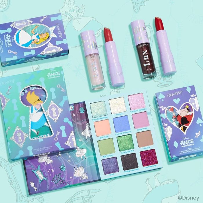Alice in Wonderland-themed makeup set