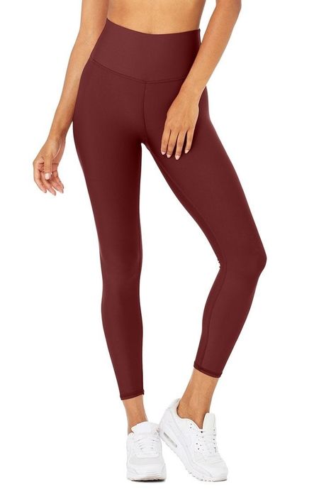 Model showcasing the leggings in the color 