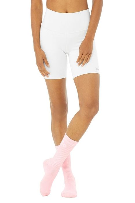 Model wearing the socks in the color 