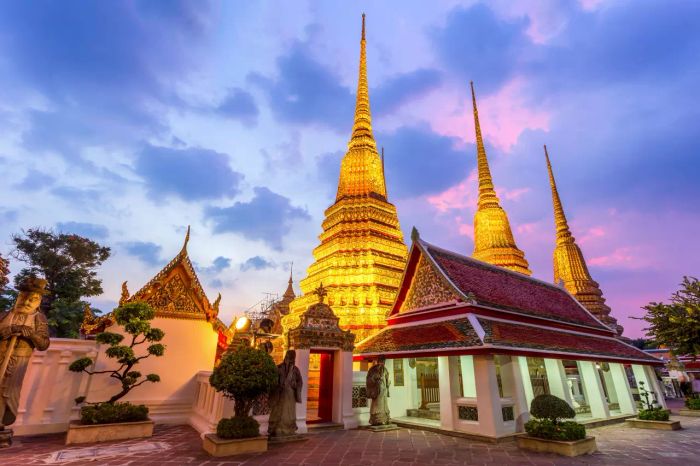 บทสวดมนต์ขอความรักและขอลูก ด้วยการไหว้พระพุทธรูปศักดิ์สิทธิ์ที่วัดโพธิ์