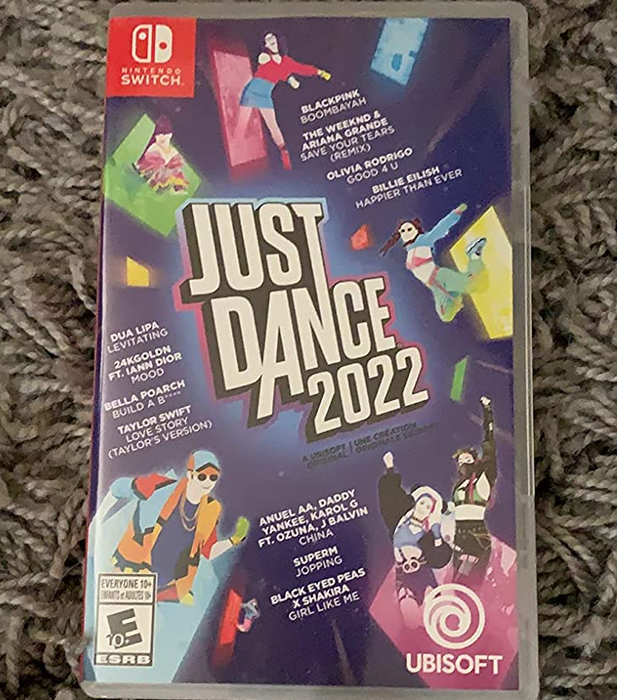 A customer review showing the Just Dance 2022 video game