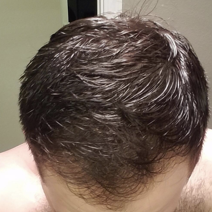 Same reviewer displaying noticeably thicker hair