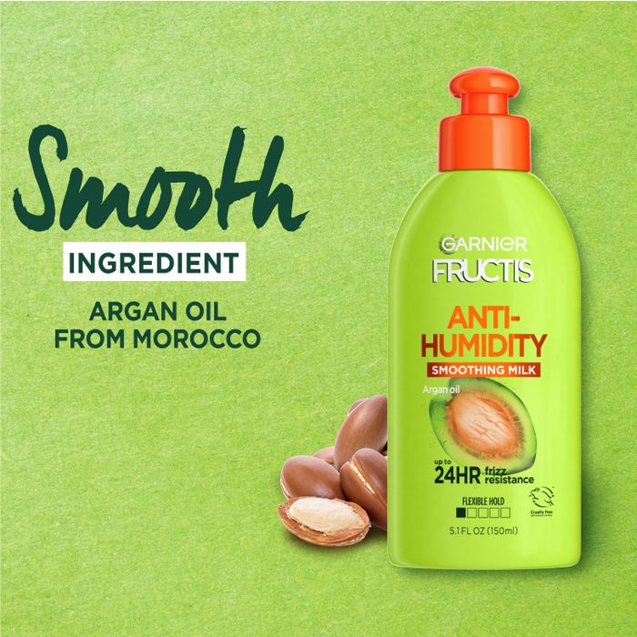 The green bottle of smoothing milk