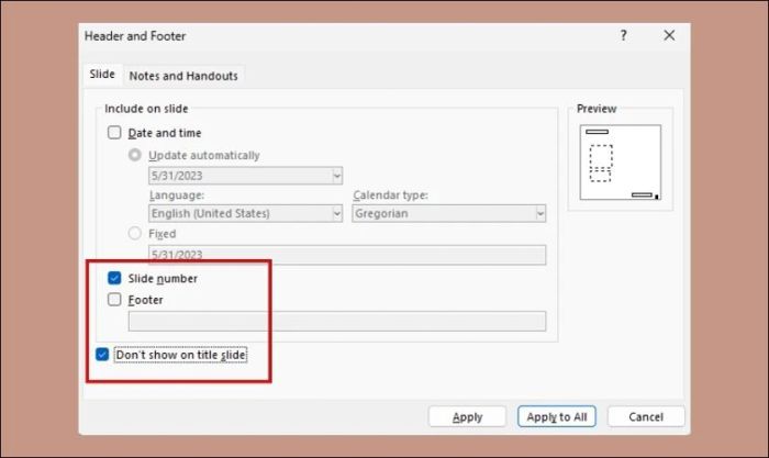 Nhấn chọn Slide Number để chèn số trang vào phần mềm trình chiếu