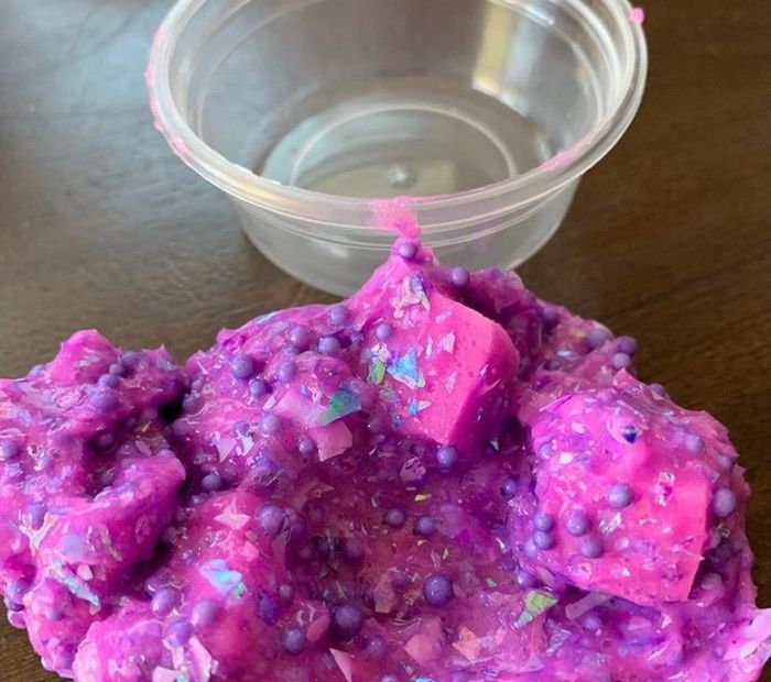 A reviewer's unicorn slime creation