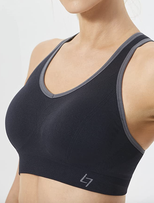 A model showcasing the bra in black.