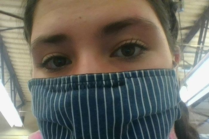 Reviewer showing the mascara applied to lashes