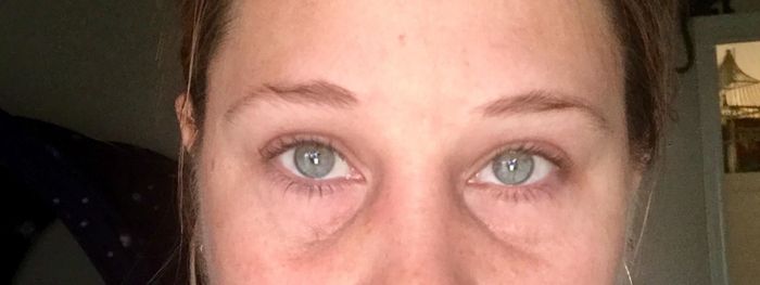 A reviewer with no mascara applied